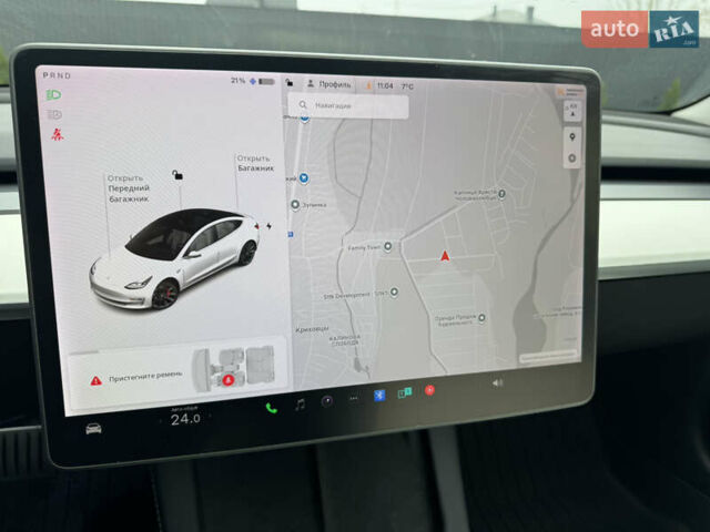 Білий Тесла Модель 3, об'ємом двигуна 0 л та пробігом 75 тис. км за 19900 $, фото 27 на Automoto.ua