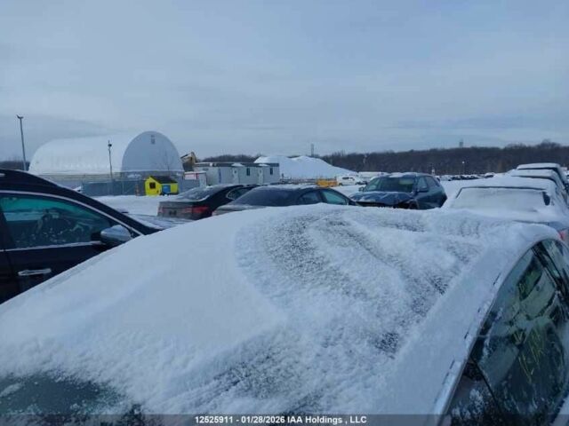 Белый Тесла Модель 3, объемом двигателя 0 л и пробегом 118 тыс. км за 10800 $, фото 16 на Automoto.ua