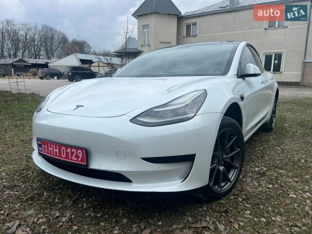 Білий Тесла Модель 3, об'ємом двигуна 0 л та пробігом 86 тис. км за 15800 $, фото 12 на Automoto.ua