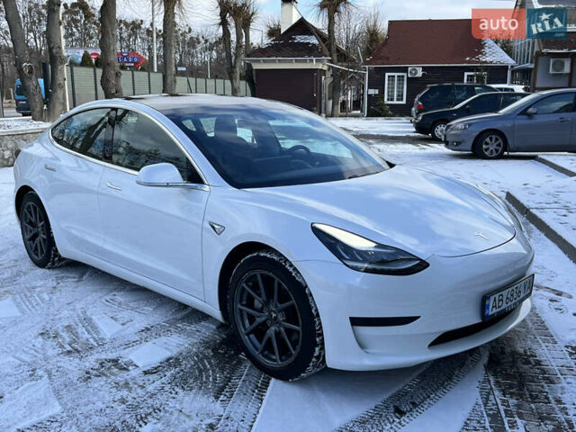 Белый Тесла Модель 3, объемом двигателя 0 л и пробегом 63 тыс. км за 19500 $, фото 34 на Automoto.ua