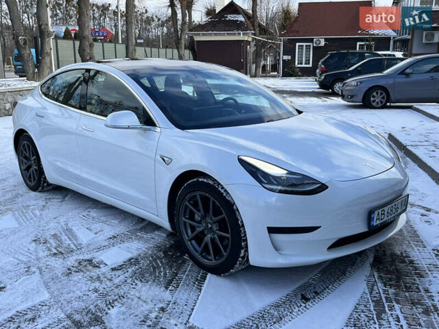 Белый Тесла Модель 3, объемом двигателя 0 л и пробегом 63 тыс. км за 19500 $, фото 35 на Automoto.ua