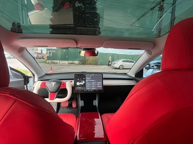 Білий Тесла Модель 3, об'ємом двигуна 0 л та пробігом 59 тис. км за 17500 $, фото 42 на Automoto.ua