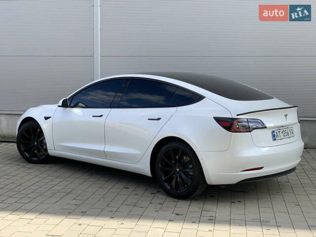 Тесла Модель 3 2020 у Івано-Франківську на Automoto.ua Білий Тесла Модель 3, об'ємом двигуна 0 л та пробігом 145 тис. км за 14850 $, фото 67 на Automoto.ua