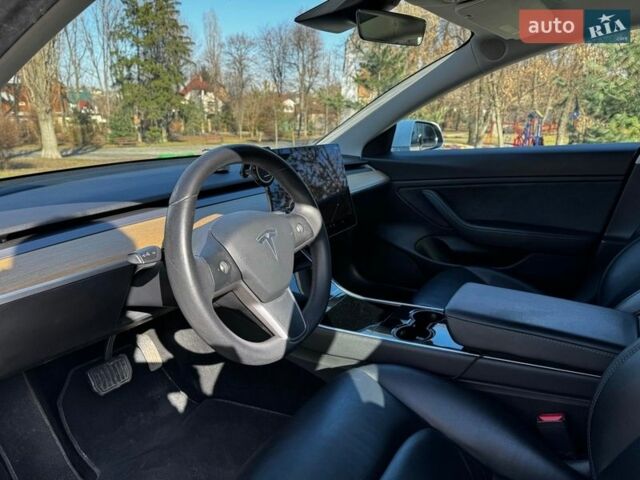 Белый Тесла Модель 3, объемом двигателя 0 л и пробегом 162 тыс. км за 18690 $, фото 18 на Automoto.ua