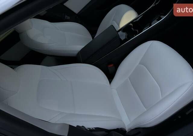 Білий Тесла Модель 3, об'ємом двигуна 0 л та пробігом 160 тис. км за 16000 $, фото 27 на Automoto.ua