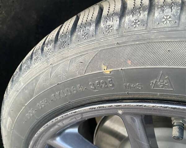 Белый Тесла Модель 3, объемом двигателя 0 л и пробегом 101 тыс. км за 19400 $, фото 16 на Automoto.ua