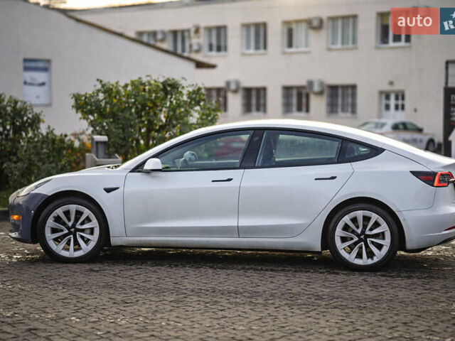 Білий Тесла Модель 3, об'ємом двигуна 0 л та пробігом 104 тис. км за 15000 $, фото 1 на Automoto.ua