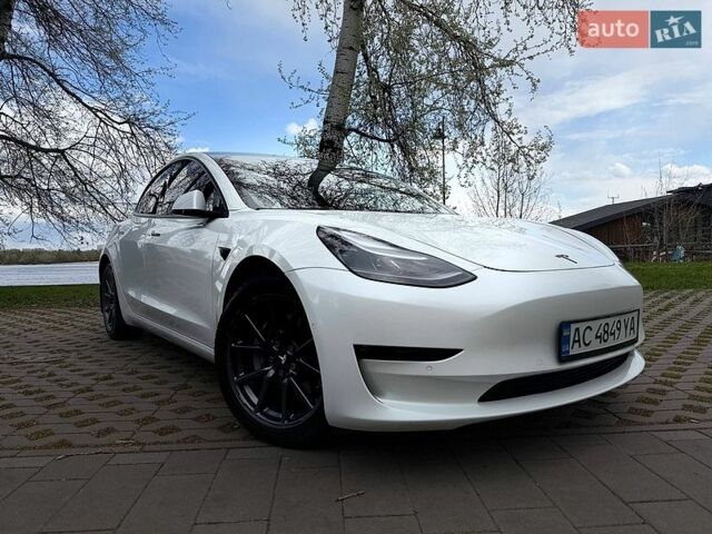 Белый Тесла Модель 3, объемом двигателя 0 л и пробегом 90 тыс. км за 19500 $, фото 6 на Automoto.ua