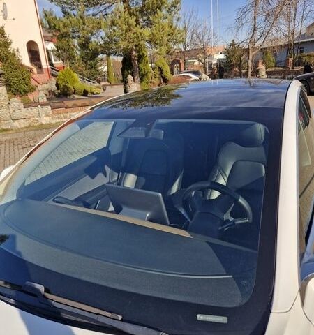 Белый Тесла Модель 3, объемом двигателя 0 л и пробегом 85 тыс. км за 15000 $, фото 34 на Automoto.ua