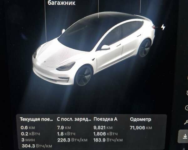 Белый Тесла Модель 3, объемом двигателя 0 л и пробегом 72 тыс. км за 17700 $, фото 7 на Automoto.ua
