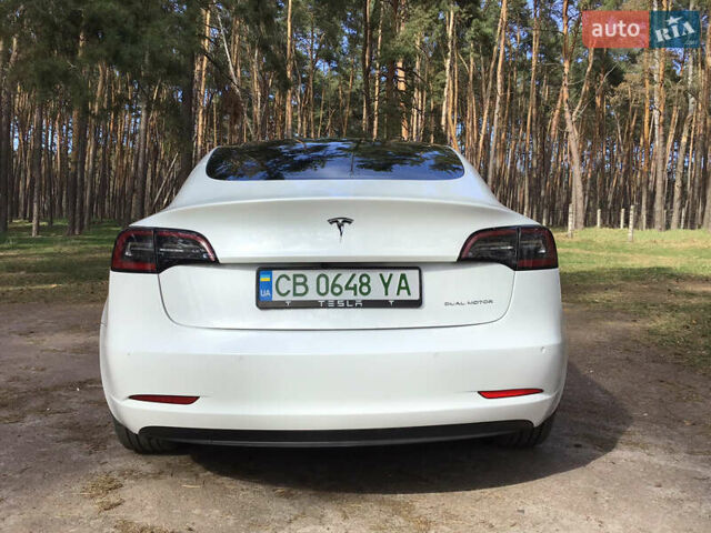 Белый Тесла Модель 3, объемом двигателя 0 л и пробегом 70 тыс. км за 20300 $, фото 8 на Automoto.ua