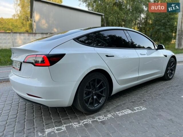 Білий Тесла Модель 3, об'ємом двигуна 0 л та пробігом 20 тис. км за 18200 $, фото 12 на Automoto.ua