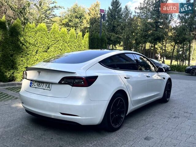 Білий Тесла Модель 3, об'ємом двигуна 0 л та пробігом 140 тис. км за 20700 $, фото 7 на Automoto.ua
