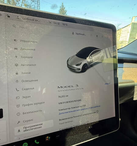 Білий Тесла Модель 3, об'ємом двигуна 0 л та пробігом 70 тис. км за 13900 $, фото 7 на Automoto.ua