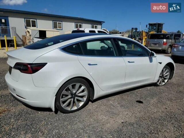 Тесла Модель 3 2020 у Львові на Automoto.ua Білий Тесла Модель 3, об'ємом двигуна 0 л та пробігом 74 тис. км за 3000 $, фото 2 на Automoto.ua