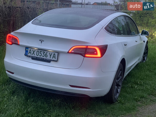 Білий Тесла Модель 3, об'ємом двигуна 0 л та пробігом 75 тис. км за 19950 $, фото 9 на Automoto.ua