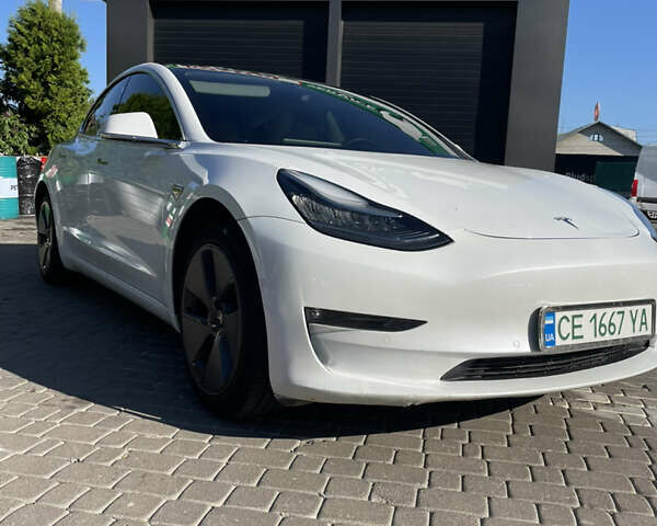 Білий Тесла Модель 3, об'ємом двигуна 0 л та пробігом 107 тис. км за 15500 $, фото 3 на Automoto.ua