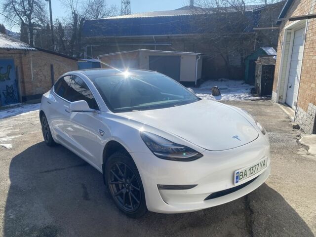 Белый Тесла Модель 3, объемом двигателя 0 л и пробегом 138 тыс. км за 15900 $, фото 1 на Automoto.ua
