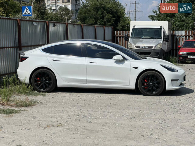 Білий Тесла Модель 3, об'ємом двигуна 0 л та пробігом 128 тис. км за 19500 $, фото 12 на Automoto.ua