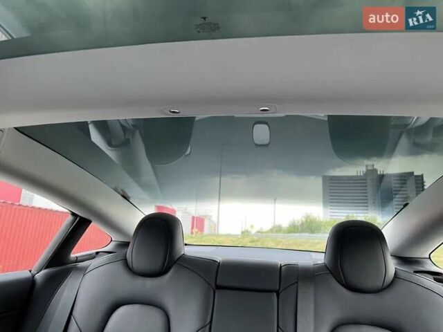 Білий Тесла Модель 3, об'ємом двигуна 0 л та пробігом 96 тис. км за 19900 $, фото 8 на Automoto.ua