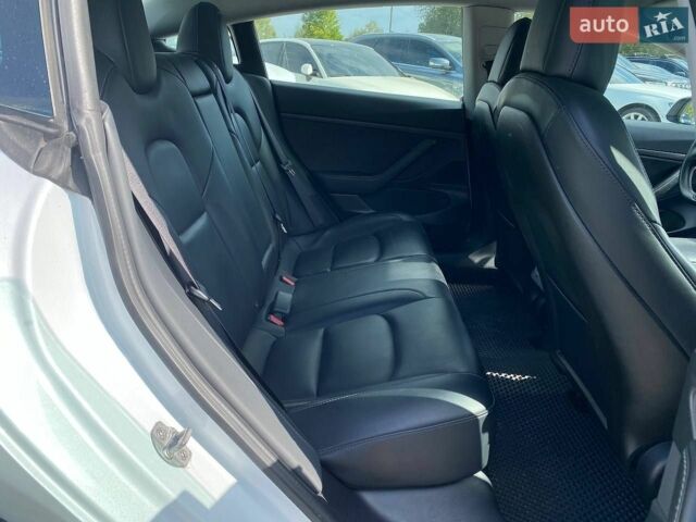 Білий Тесла Модель 3, об'ємом двигуна 0 л та пробігом 182 тис. км за 15900 $, фото 20 на Automoto.ua