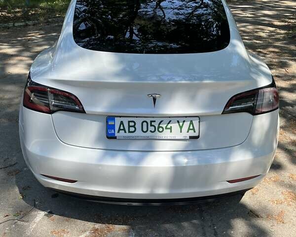 Белый Тесла Модель 3, объемом двигателя 0 л и пробегом 79 тыс. км за 19800 $, фото 6 на Automoto.ua