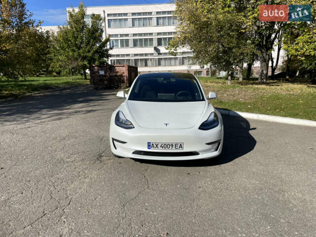 Белый Тесла Модель 3, объемом двигателя 0 л и пробегом 14 тыс. км за 35000 $, фото 16 на Automoto.ua