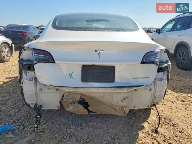Белый Тесла Модель 3, объемом двигателя 0 л и пробегом 86 тыс. км за 4500 $, фото 5 на Automoto.ua