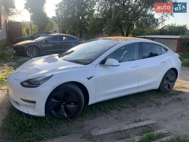 Білий Тесла Модель 3, об'ємом двигуна 0 л та пробігом 75 тис. км за 19950 $, фото 36 на Automoto.ua