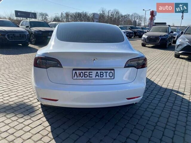 Білий Тесла Модель 3, об'ємом двигуна 0 л та пробігом 75 тис. км за 15000 $, фото 5 на Automoto.ua