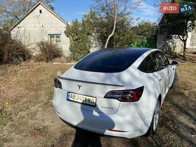 Белый Тесла Модель 3, объемом двигателя 0 л и пробегом 115 тыс. км за 18000 $, фото 4 на Automoto.ua