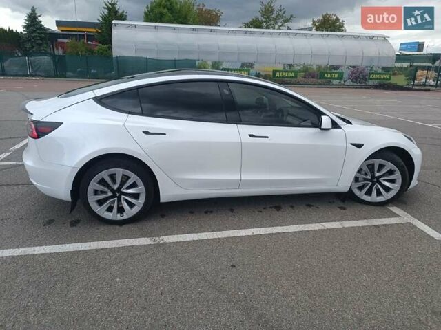Тесла Модель 3 2020 в Львове на Automoto.ua Белый Тесла Модель 3, объемом двигателя 0 л и пробегом 88 тыс. км за 22500 $, фото 5 на Automoto.ua