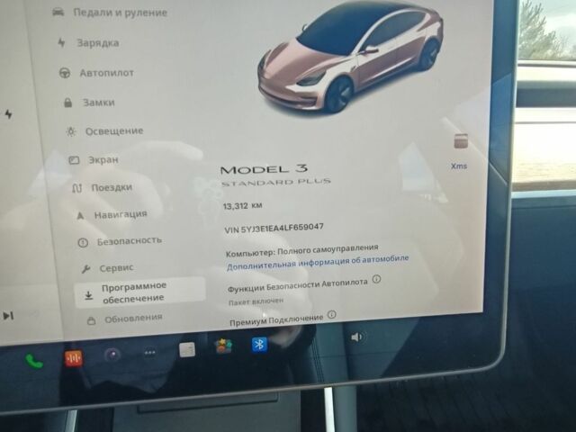 Білий Тесла Модель 3, об'ємом двигуна 0 л та пробігом 13 тис. км за 18000 $, фото 3 на Automoto.ua