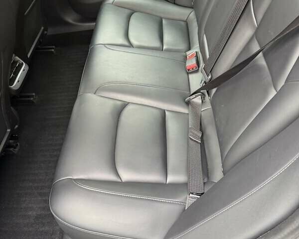 Білий Тесла Модель 3, об'ємом двигуна 0 л та пробігом 58 тис. км за 23000 $, фото 10 на Automoto.ua