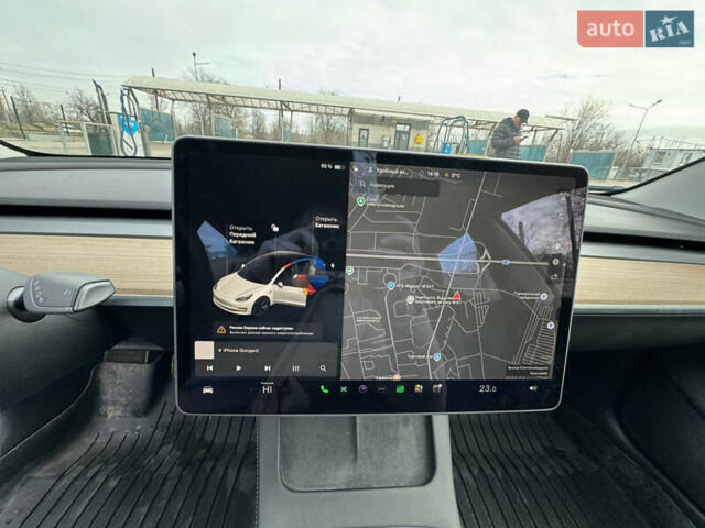 Білий Тесла Модель 3, об'ємом двигуна 0 л та пробігом 41 тис. км за 22500 $, фото 13 на Automoto.ua