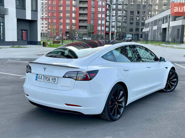 Білий Тесла Модель 3, об'ємом двигуна 0 л та пробігом 96 тис. км за 22000 $, фото 18 на Automoto.ua