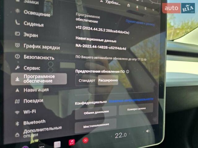 Белый Тесла Модель 3, объемом двигателя 0 л и пробегом 61 тыс. км за 16300 $, фото 18 на Automoto.ua