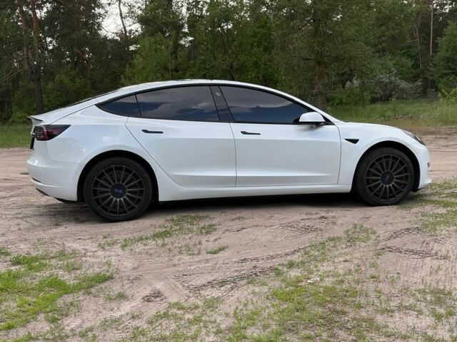 Білий Тесла Модель 3, об'ємом двигуна 0 л та пробігом 152 тис. км за 20900 $, фото 31 на Automoto.ua