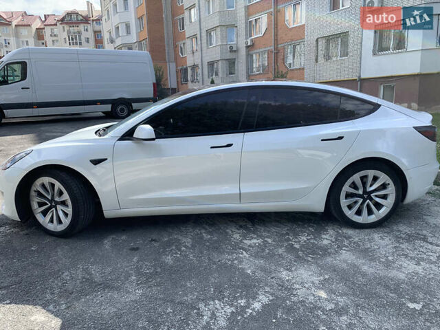 Белый Тесла Модель 3, объемом двигателя 0 л и пробегом 99 тыс. км за 20000 $, фото 7 на Automoto.ua