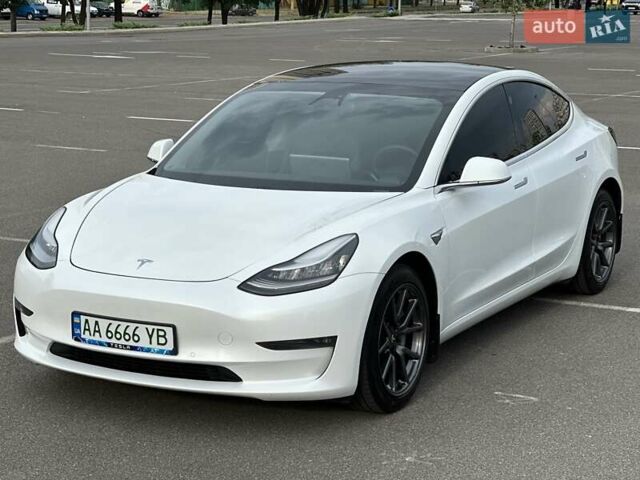 Білий Тесла Модель 3, об'ємом двигуна 0 л та пробігом 59 тис. км за 22500 $, фото 17 на Automoto.ua