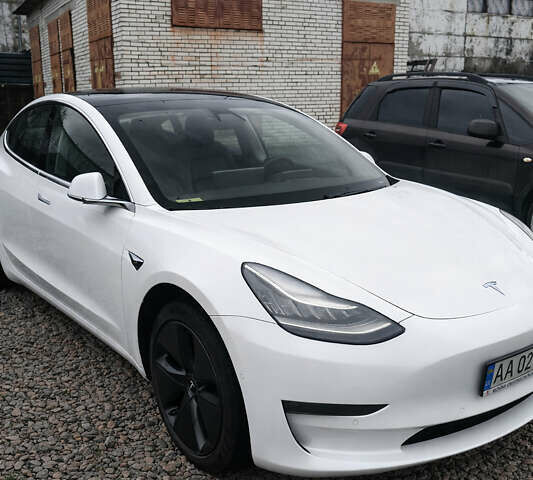 Белый Тесла Модель 3, объемом двигателя 0 л и пробегом 72 тыс. км за 20000 $, фото 8 на Automoto.ua