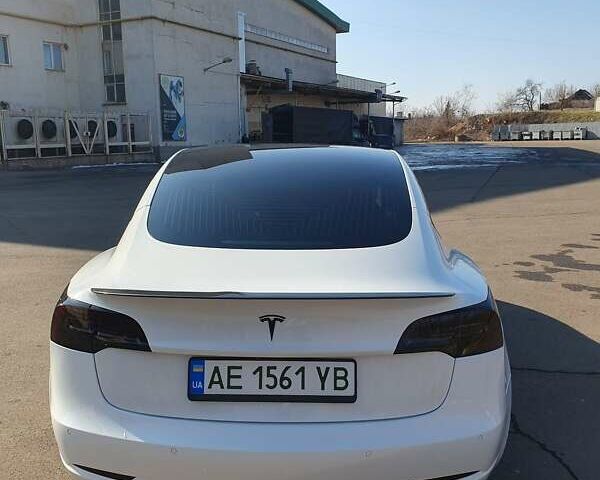 Белый Тесла Модель 3, объемом двигателя 0 л и пробегом 60 тыс. км за 17200 $, фото 6 на Automoto.ua