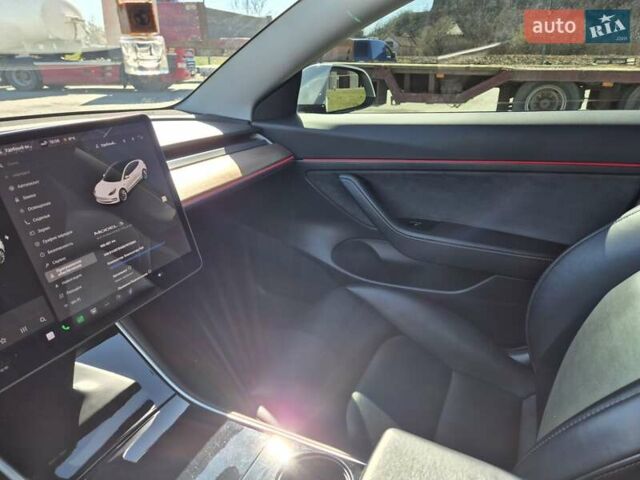 Тесла Модель 3 2020 у Мукачеве на Automoto.ua Білий Тесла Модель 3, об'ємом двигуна 0 л та пробігом 160 тис. км за 18499 $, фото 22 на Automoto.ua