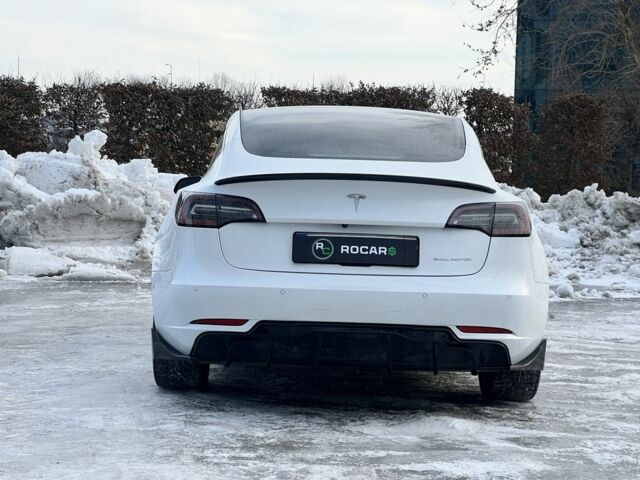 Белый Тесла Модель 3, объемом двигателя 0 л и пробегом 90 тыс. км за 19999 $, фото 3 на Automoto.ua