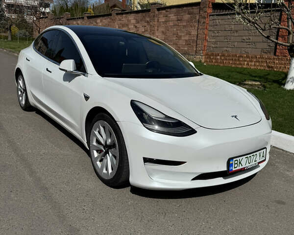 Белый Тесла Модель 3, объемом двигателя 0 л и пробегом 193 тыс. км за 20400 $, фото 8 на Automoto.ua