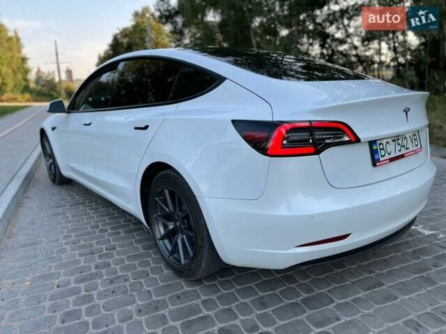 Білий Тесла Модель 3, об'ємом двигуна 0 л та пробігом 20 тис. км за 18200 $, фото 8 на Automoto.ua