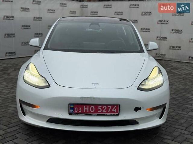 Белый Тесла Модель 3, объемом двигателя 0 л и пробегом 155 тыс. км за 12200 $, фото 2 на Automoto.ua