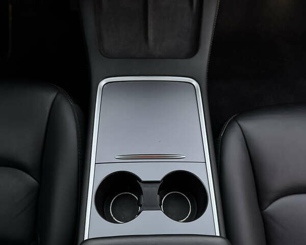 Белый Тесла Модель 3, объемом двигателя 0 л и пробегом 129 тыс. км за 19900 $, фото 17 на Automoto.ua