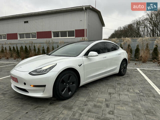 Білий Тесла Модель 3, об'ємом двигуна 0 л та пробігом 96 тис. км за 16100 $, фото 2 на Automoto.ua