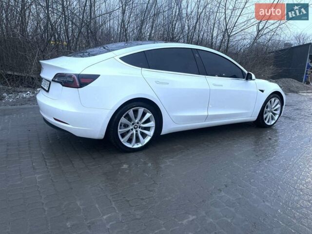 Білий Тесла Модель 3, об'ємом двигуна 0 л та пробігом 101 тис. км за 16000 $, фото 8 на Automoto.ua
